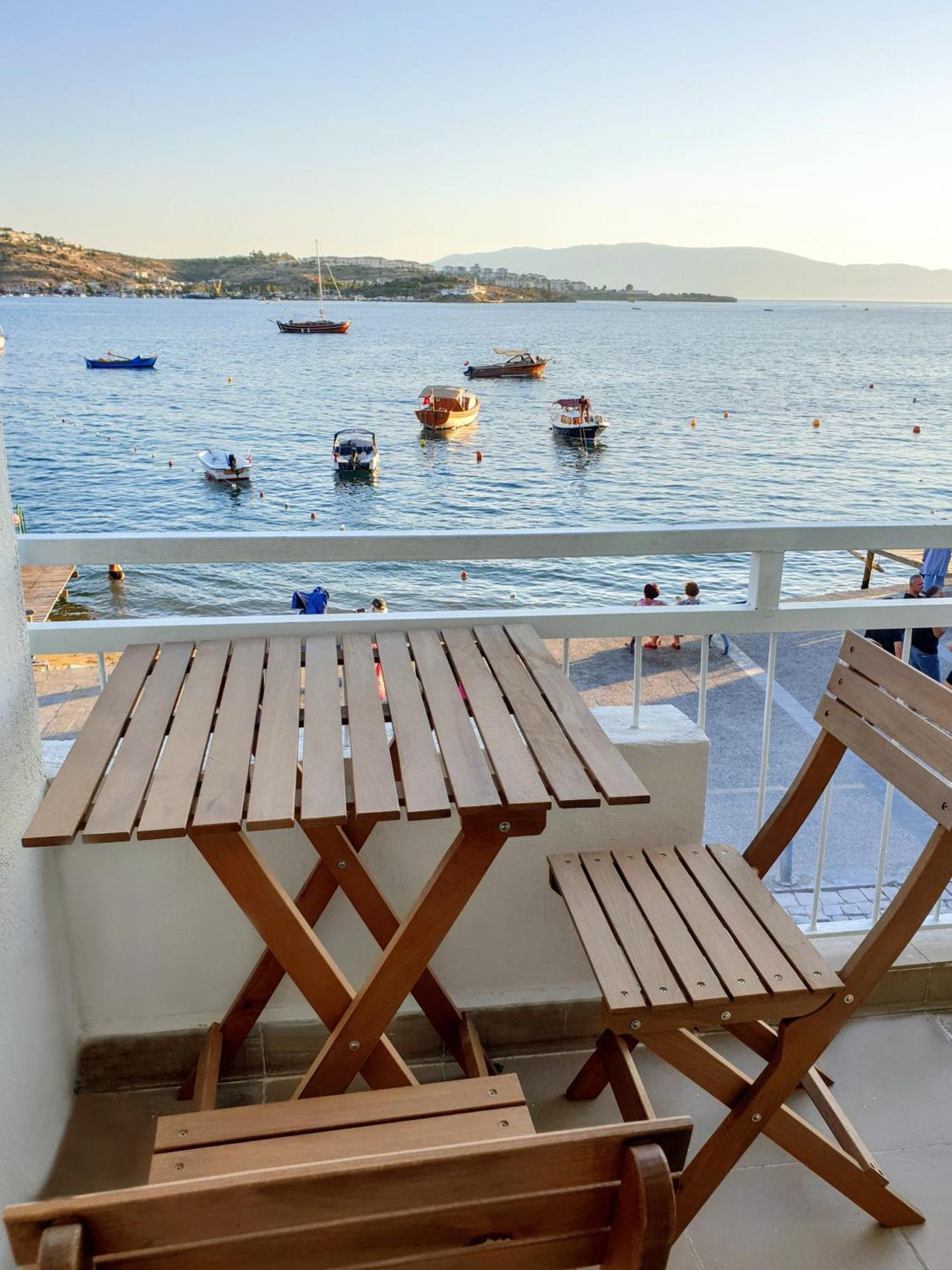 Midilli Konak Foça Exterior foto