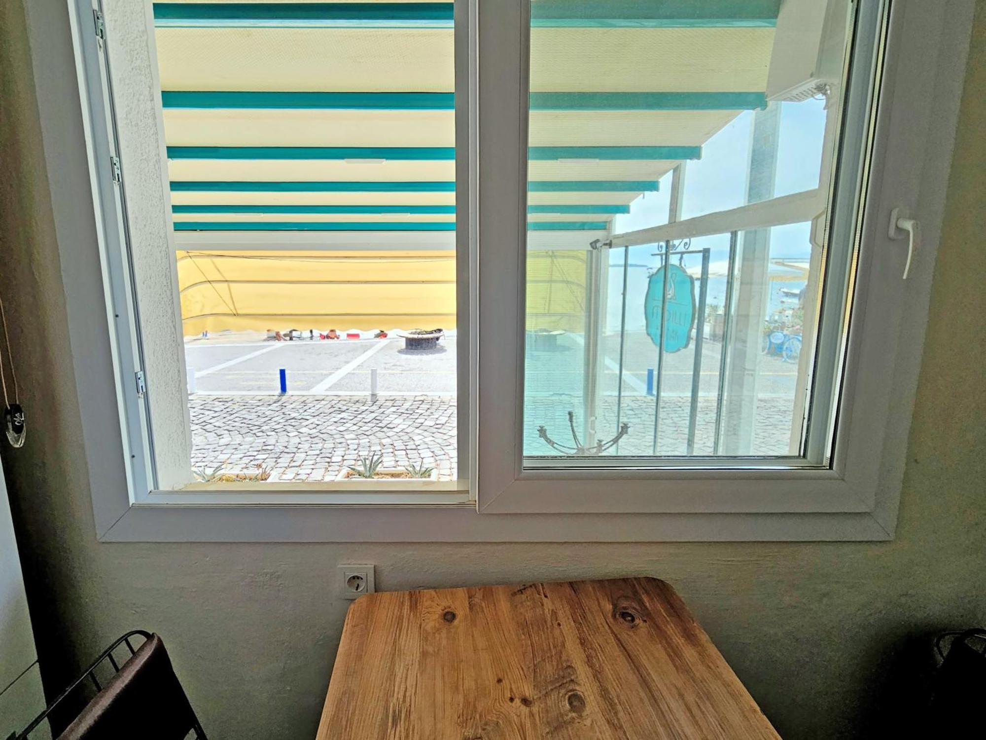Midilli Konak Foça Cameră foto